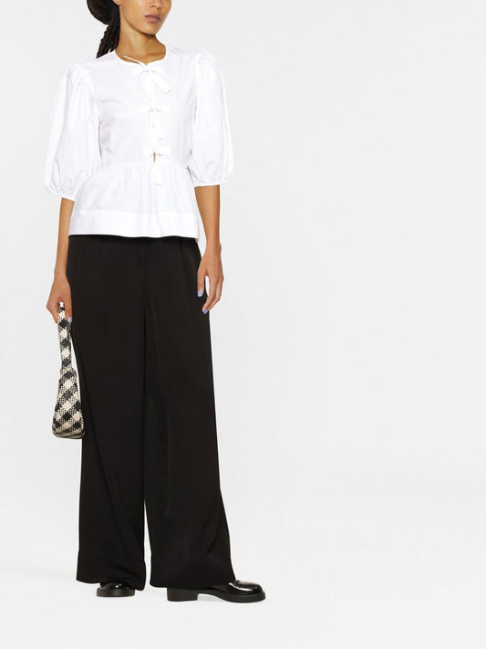 بلوزة GANNI بيضاء