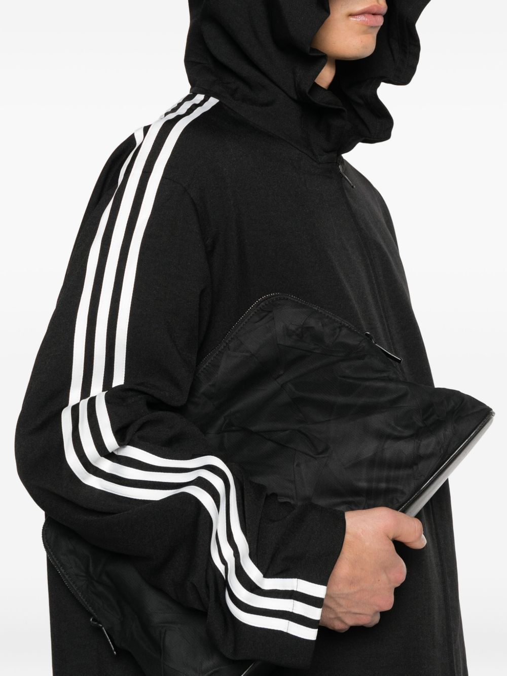 معاطف Y-3 باللون الأسود
