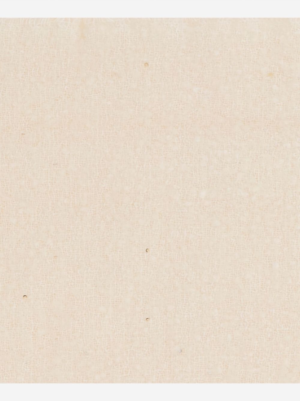 أوشحة فاليريو ساريتي باللون العاجي