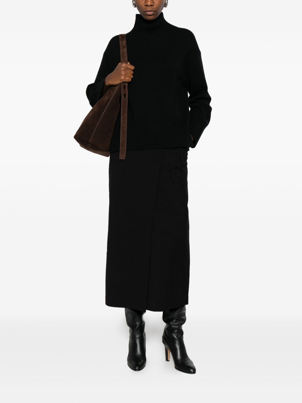 تنورة دانست سوداء