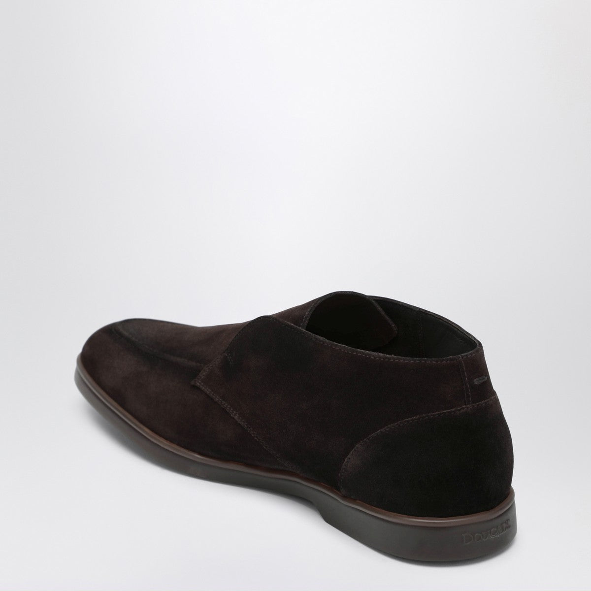 Doucal''s Lace-free desert boot in brown suede