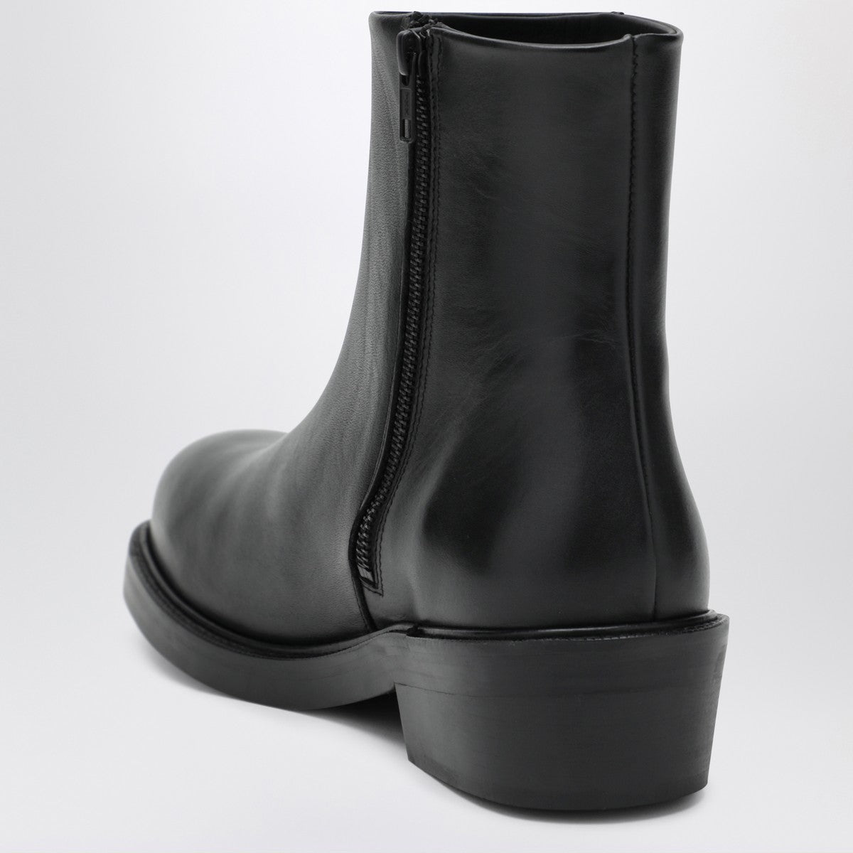 Séfr Black Letaro ankle boots in leather