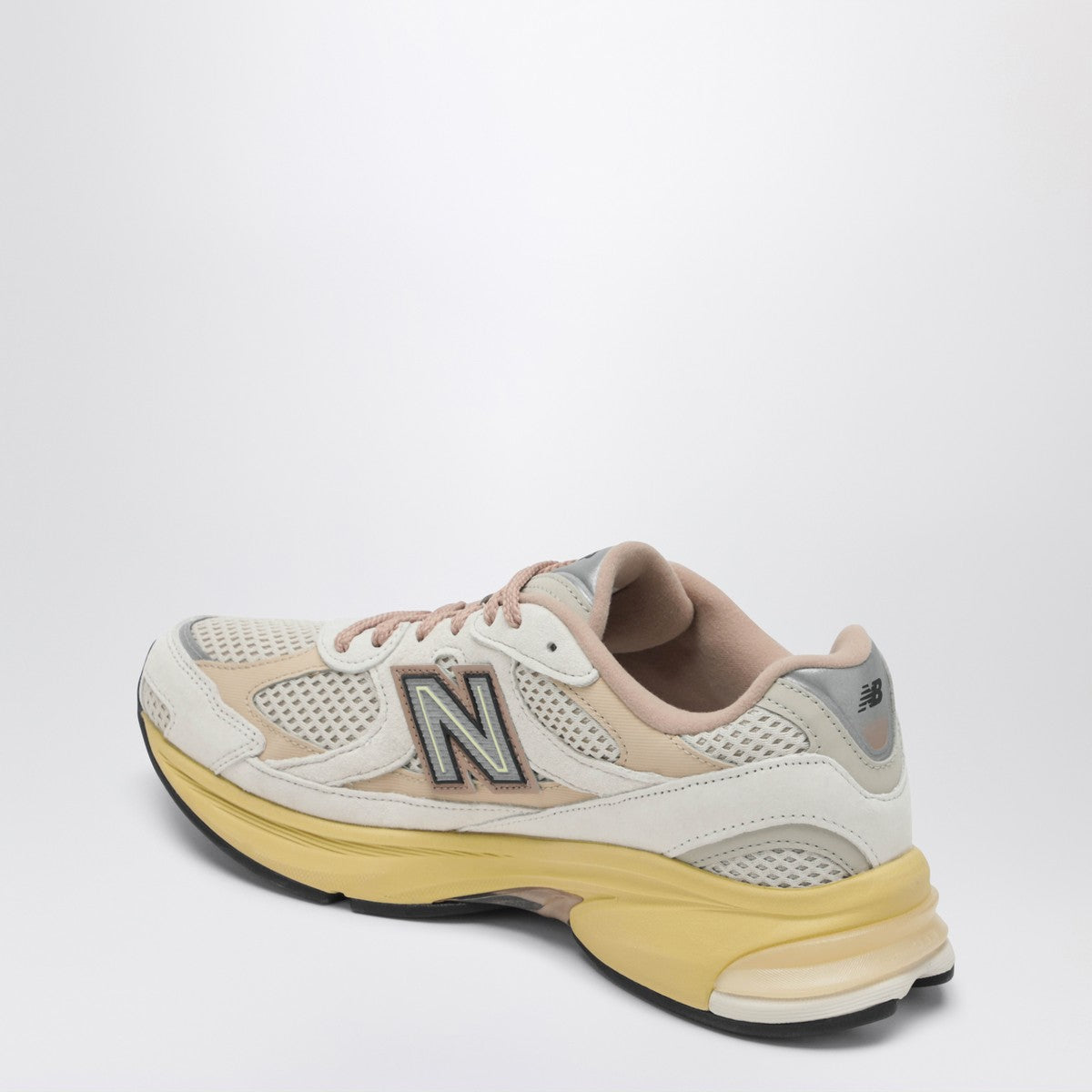 New Balance 2010 sneaker in Linen/Desert Clay