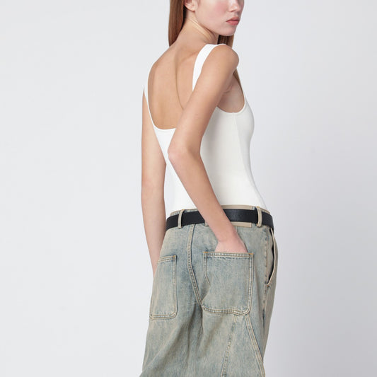 بلوزة Entire Studios بيضاء من مزيج الفيسكوز