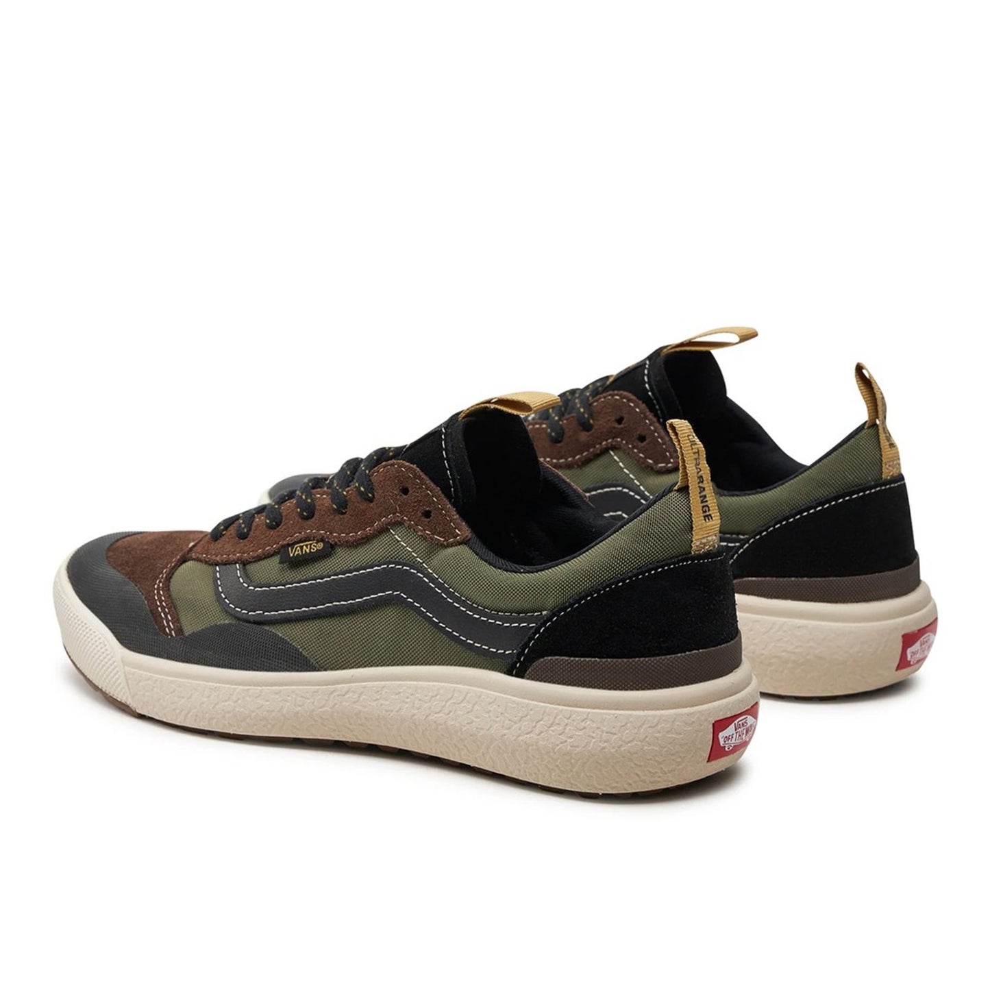 أحذية Vans الرياضية