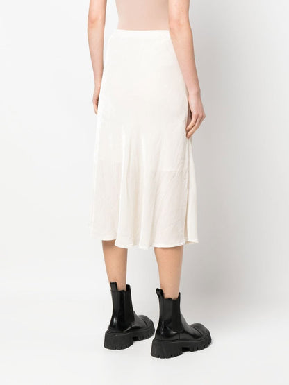 تنورة جولدهوك بيضاء