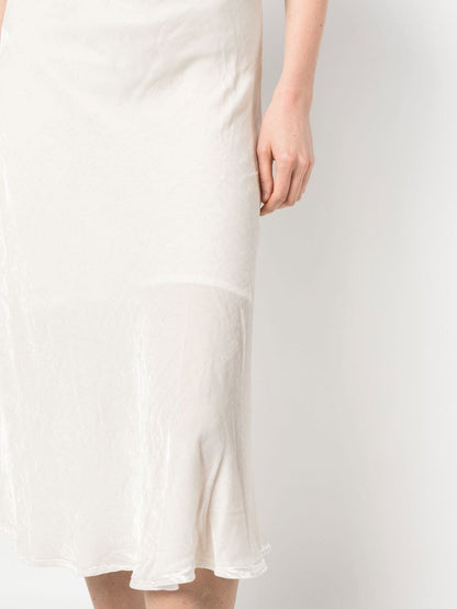 تنورة جولدهوك بيضاء