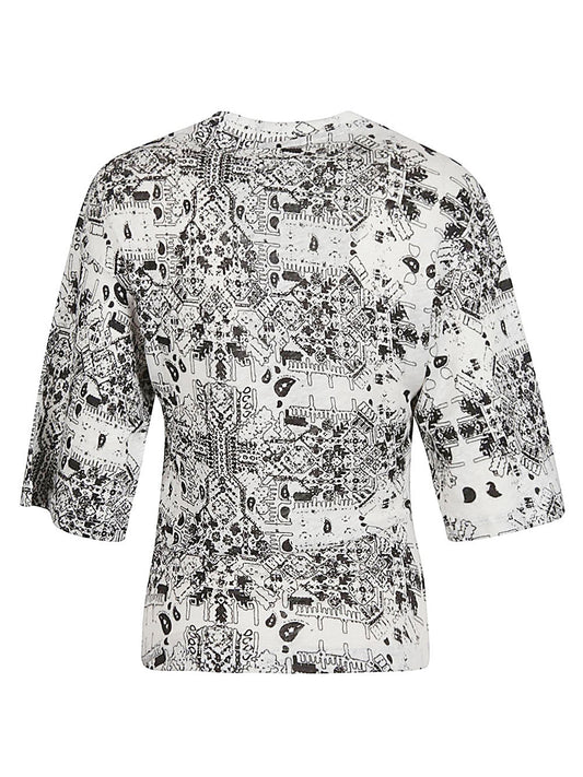 تيشيرتات وبولو ايرو بيضاء