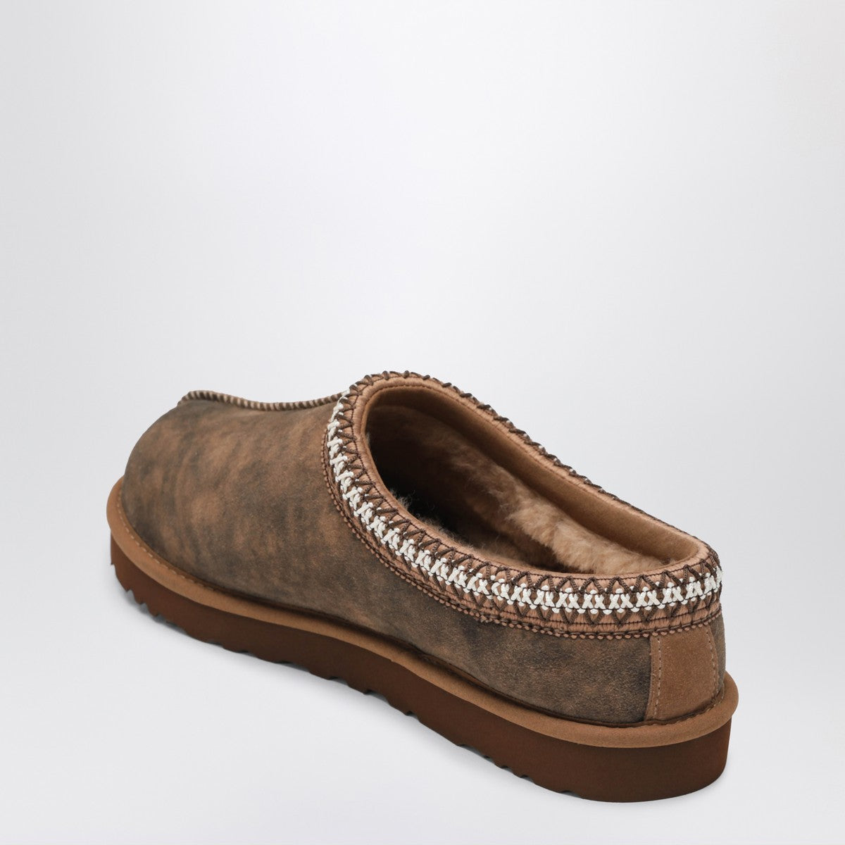 شبشب UGG Ciabatta Tasman Baxter باللون البني المحمر (Chestnut)