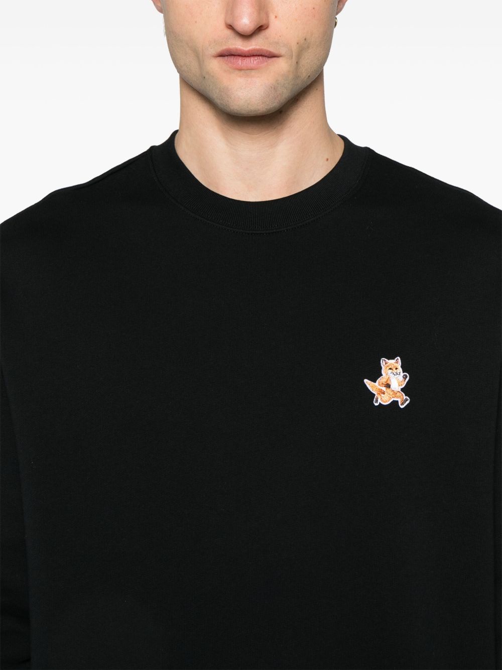 بلوز رياضي مريح من Maison Kitsuné مزود بتطريز سريع الفأر من Maison Kitsune