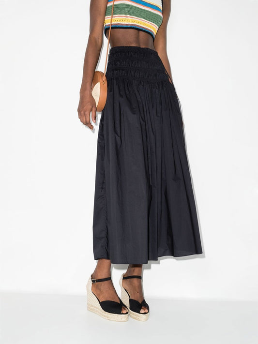 أحذية كاستانيير المسطحة باللون الأسود