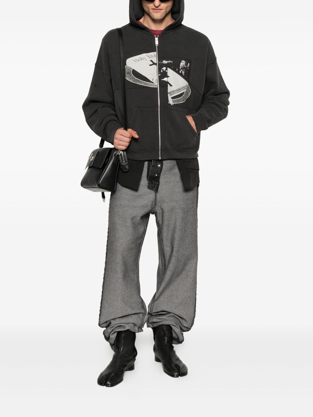 بلوفرات إنفانت ريش ديبريمي (Enfants Riches Déprimés) سوداء