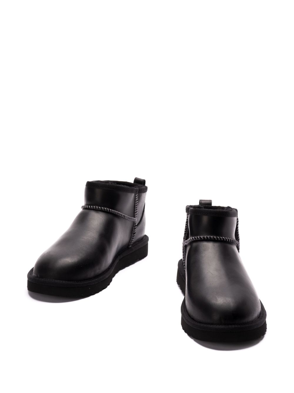 أحذية Ugg Australia Classic Ultra Mini القصيرة