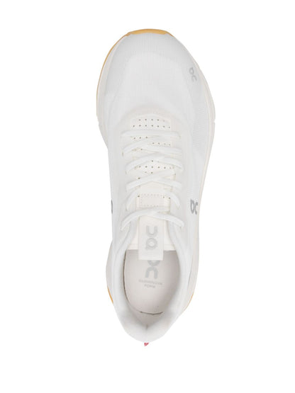 ON Running Cloudnova Form 2 sneakers