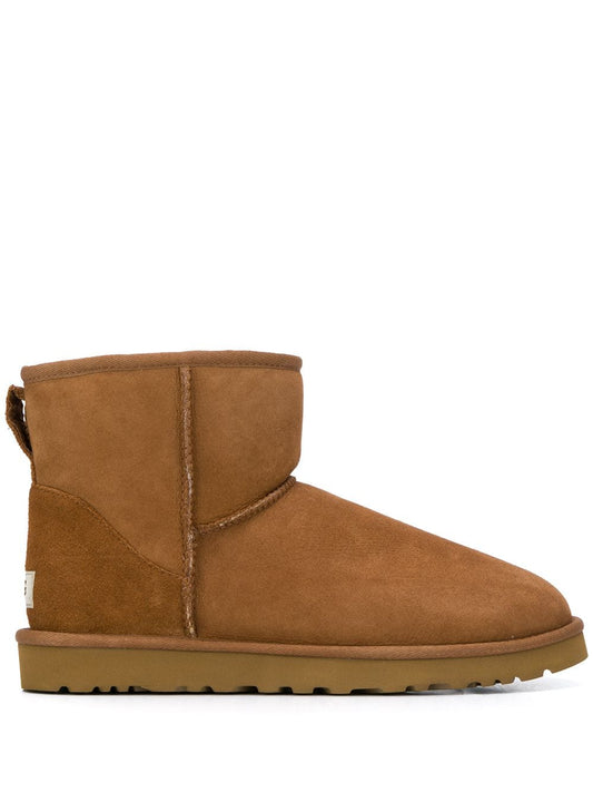 أحذية ugg أستراليا الكلاسيكية القصيرة