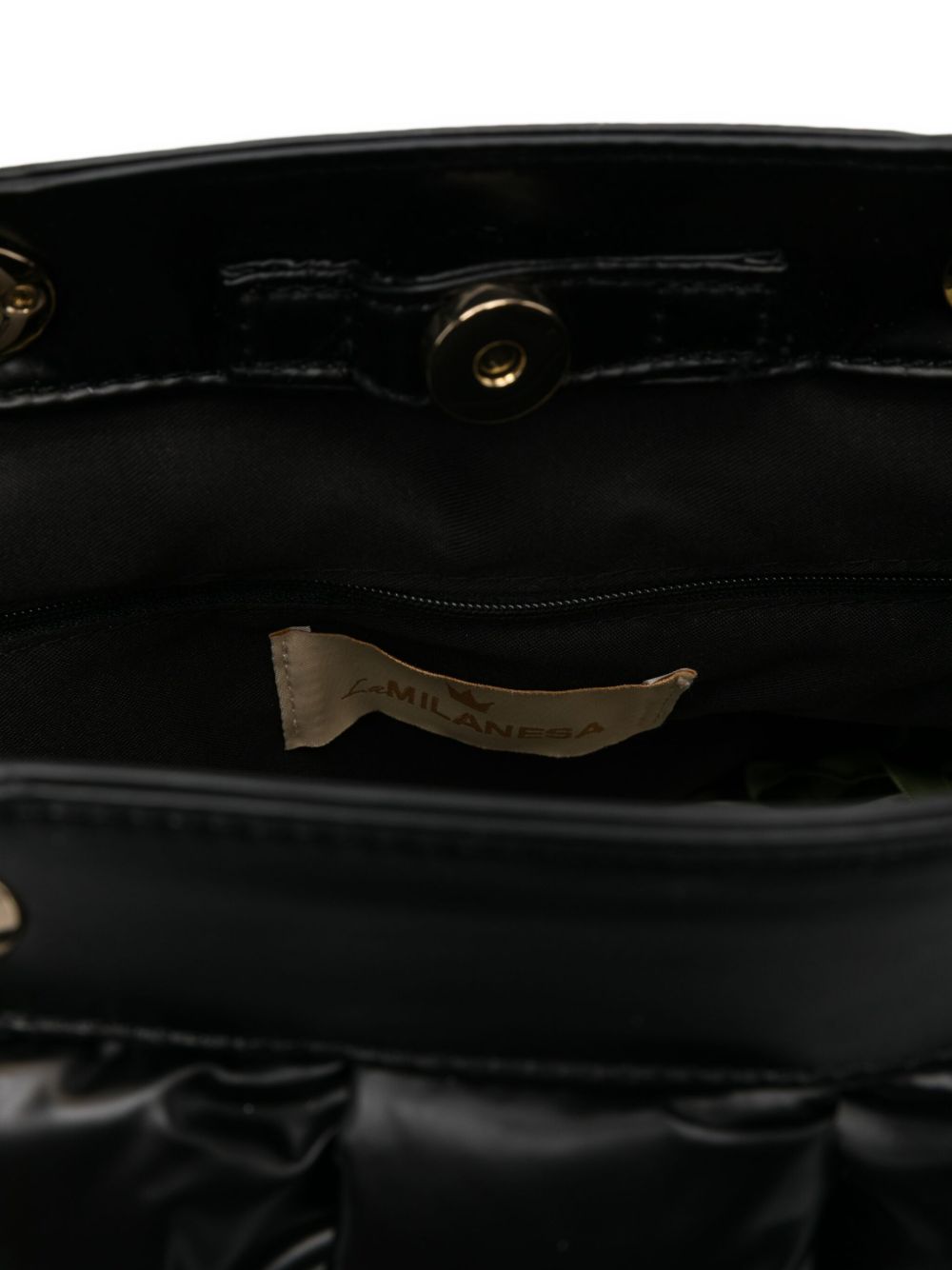حقيبة يد كبيرة من La Milanesa مبطنة ومزودة بمقبض من الخيزران