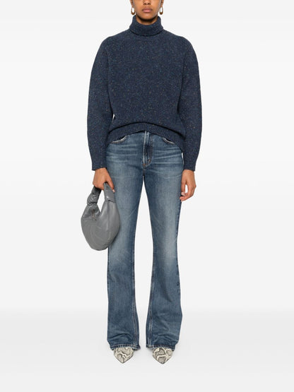 بلوفرات بي يو زرقاء