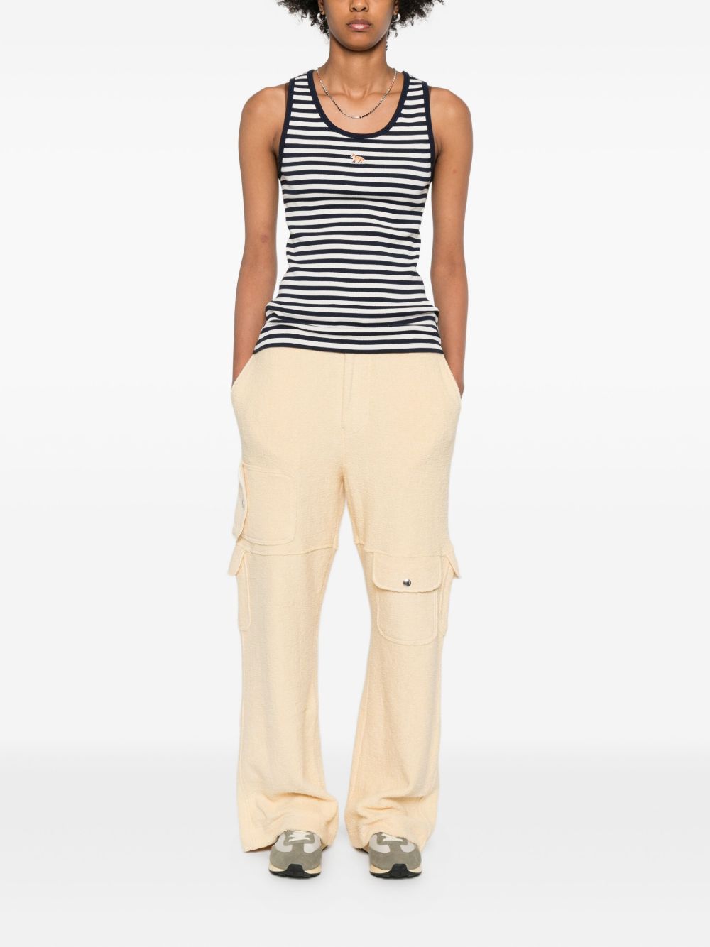 بلوزة مزينة بالترتر من Maison Kitsuné