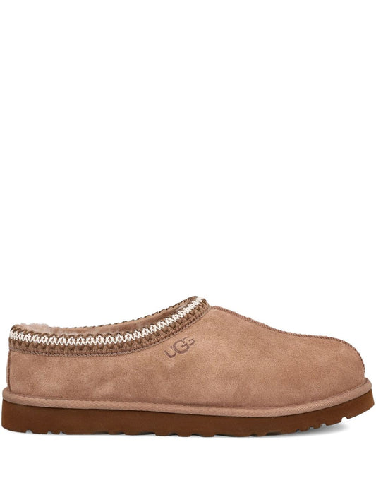 أحذية UGG Australia الصيفية، لون بني.