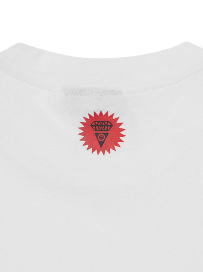 تيشيرتات وبولو ايس كريم بيضاء