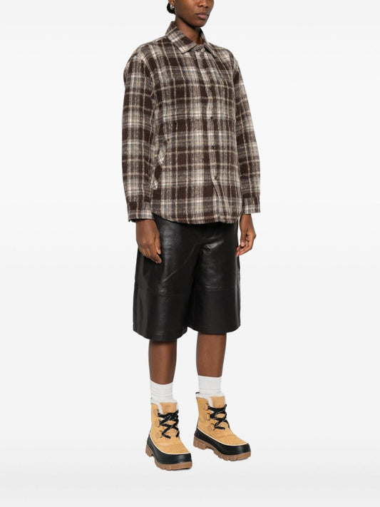 قمصان دانست، بني