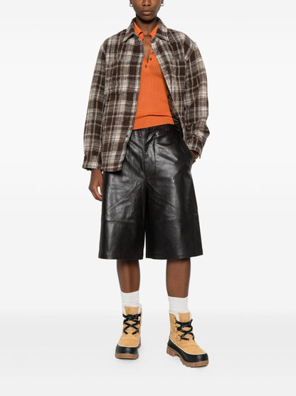 قمصان دانست، بني