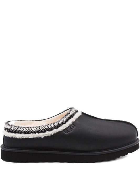 أحذية UGG Australia الصيفية السوداء