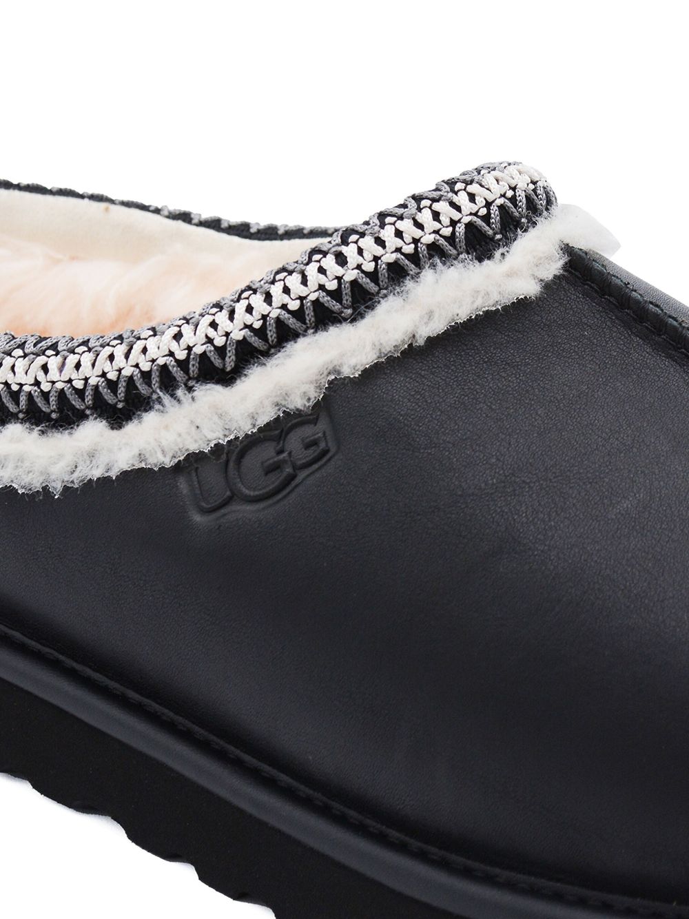 أحذية UGG Australia الصيفية السوداء