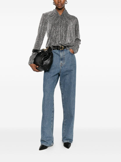 قمصان آيرو الفضية