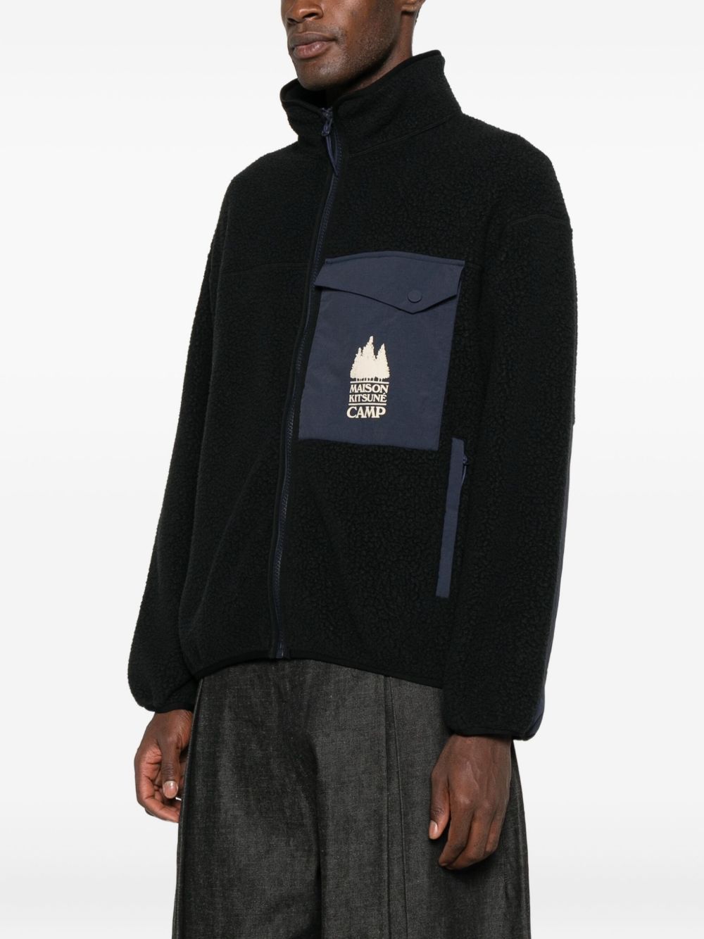 معاطف مايزون كيتسونيه MAISON KITSUNE' باللون الأسود