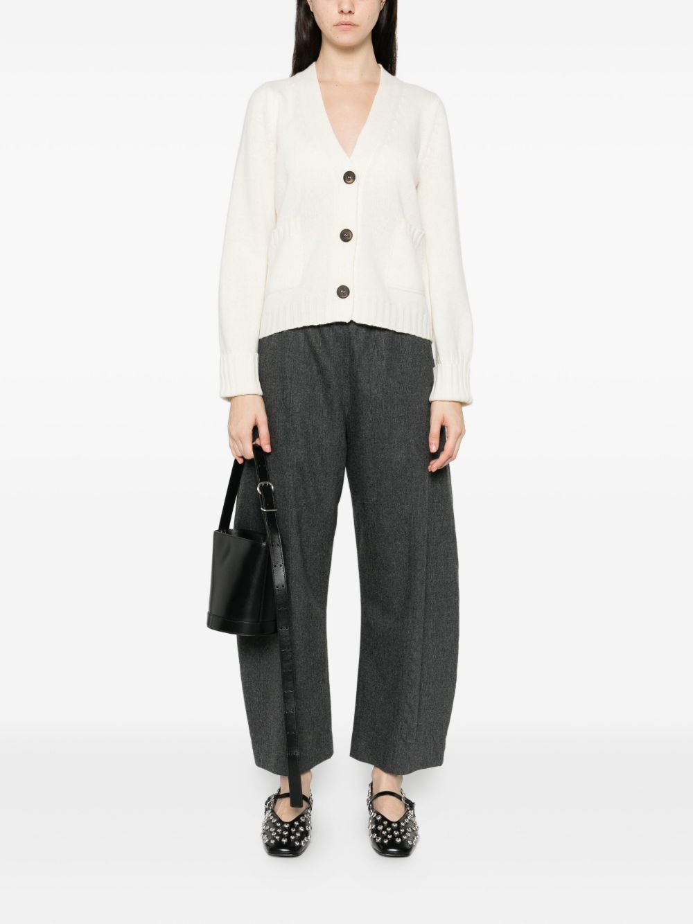 سترات قاعدة بيضاء