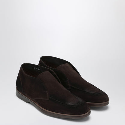 Doucal''s Lace-free desert boot in brown suede