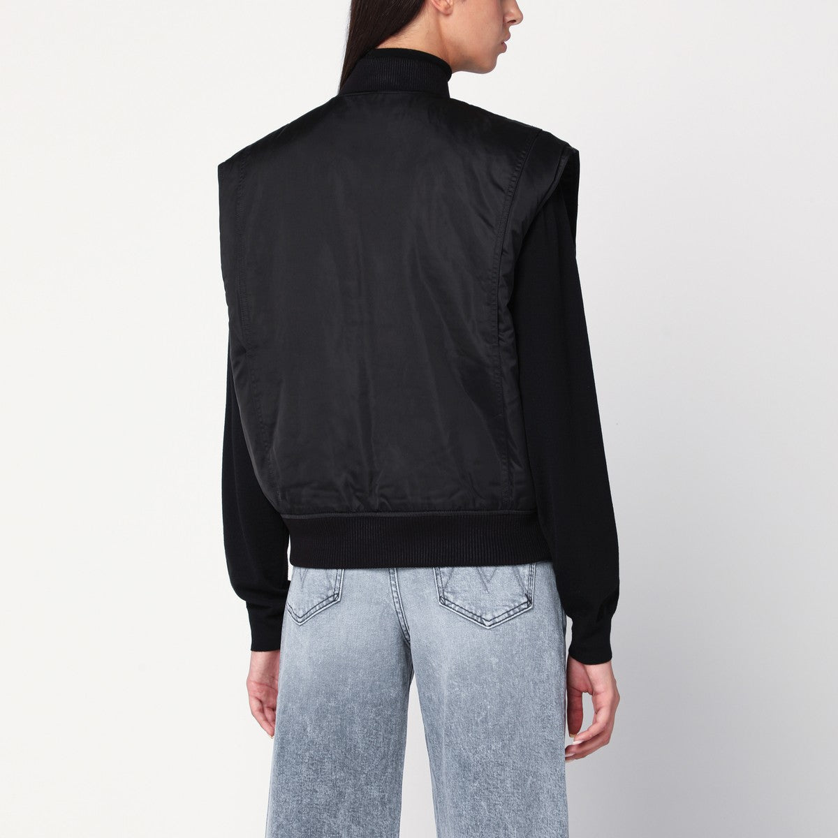 IVY OAK Jamila gilet-jacket in black