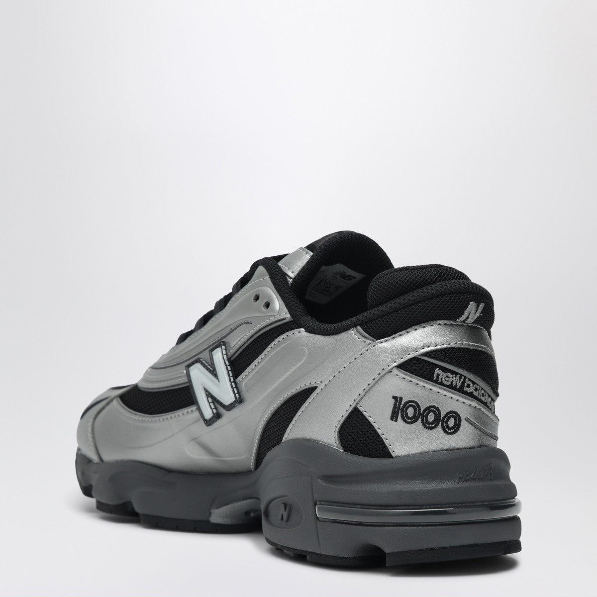 New Balance Sneakers 1000 SL in metallic silver leather