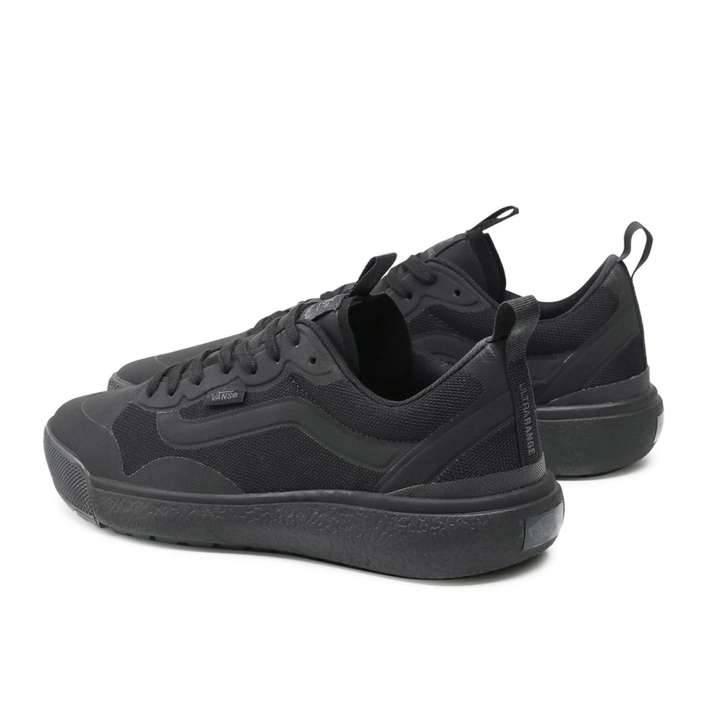 أحذية Vans الرياضية